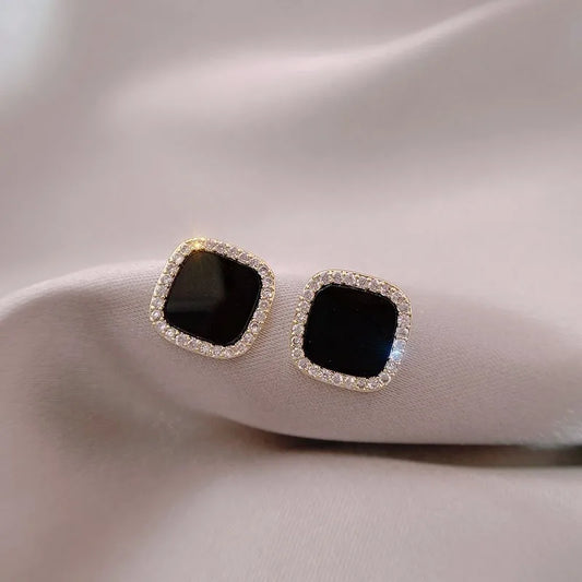 Aretes
