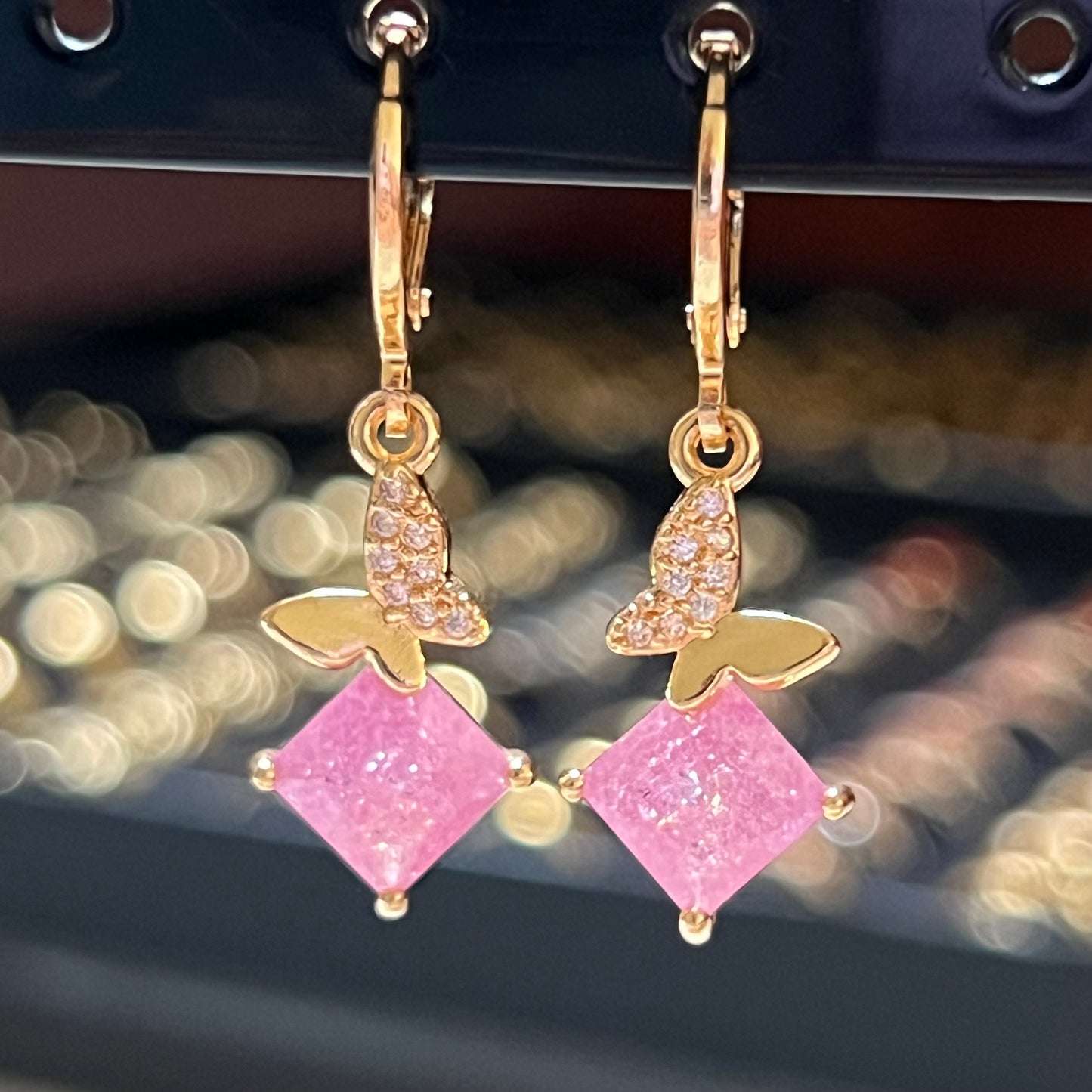 Aretes