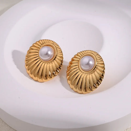 Aretes