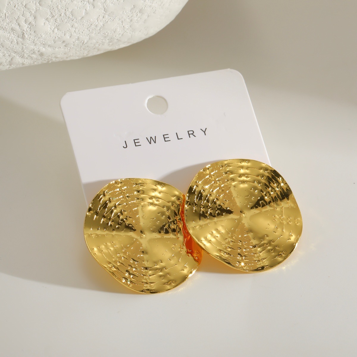 Aretes
